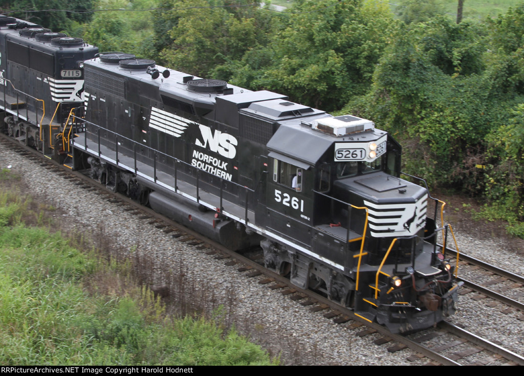 NS 5261